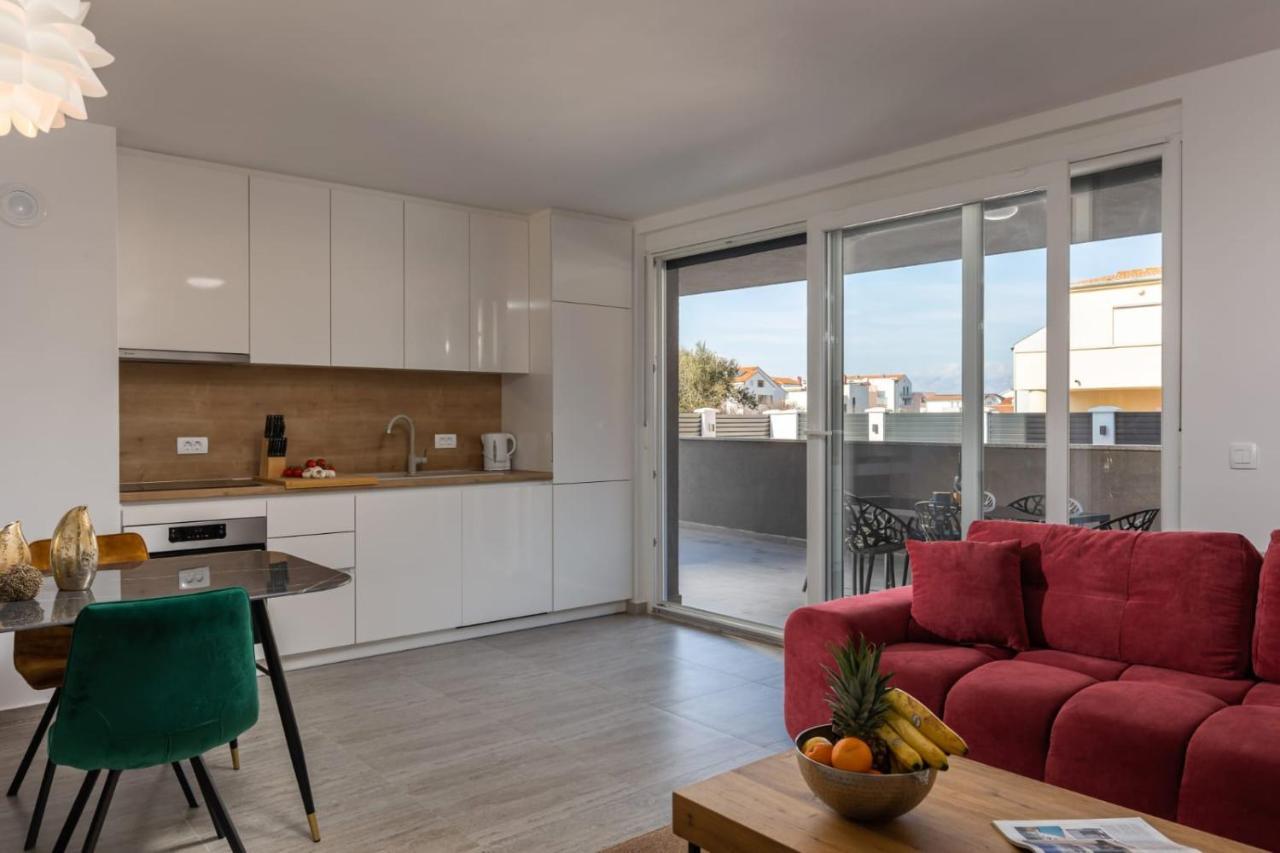 Apartments Cesare Nin Exteriér fotografie